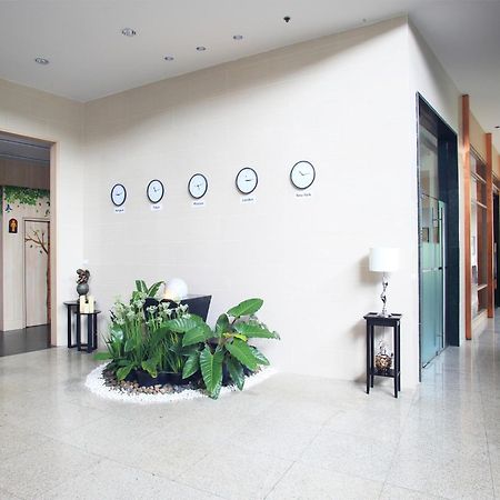Fortune Hotel Korat- Sha Plus Nakhonratchasima Екстериор снимка