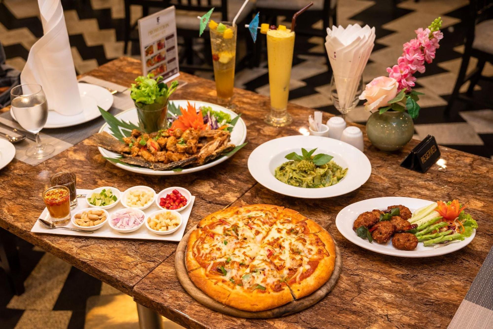 Fortune Hotel Korat- Sha Plus Nakhonratchasima Екстериор снимка
