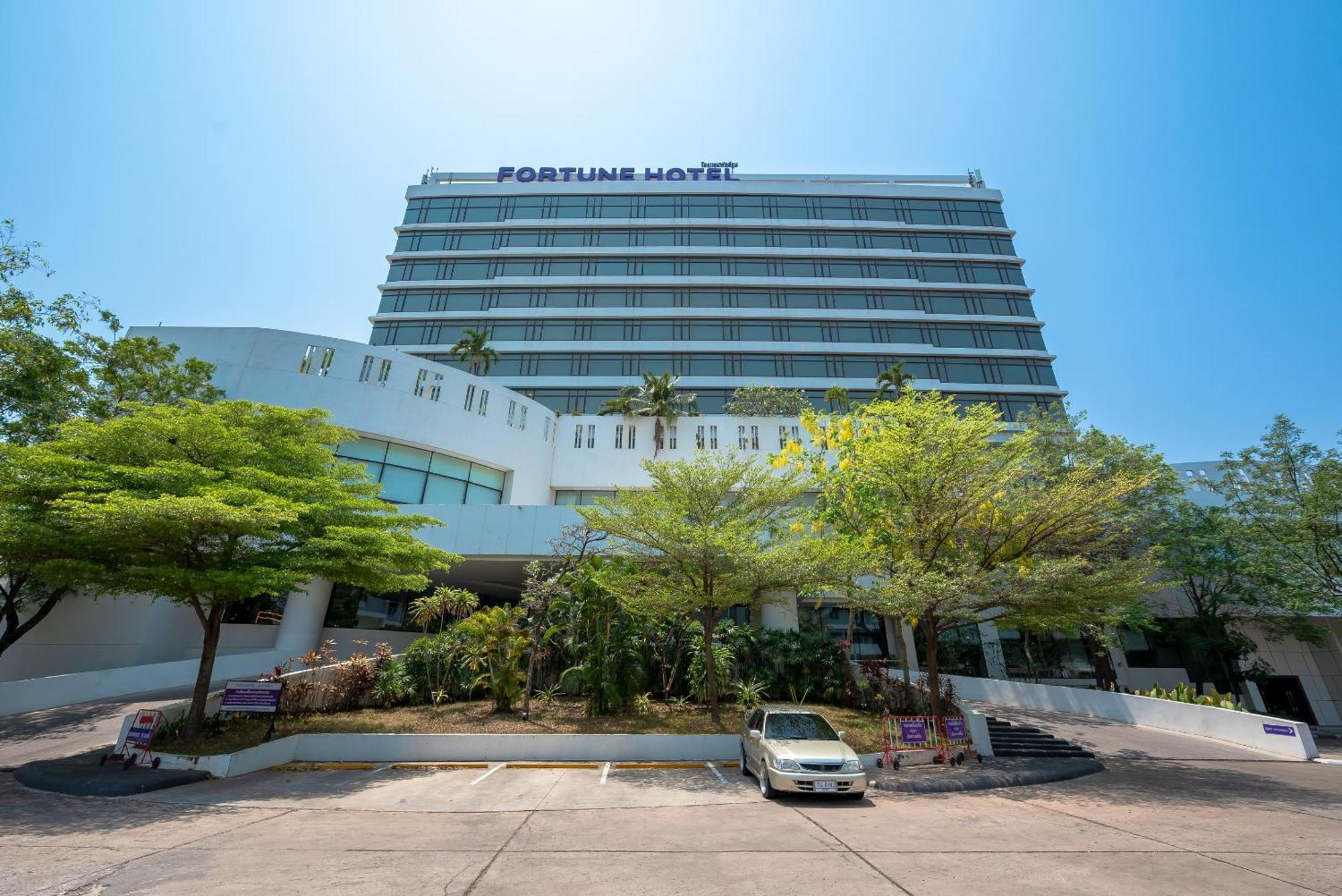 Fortune Hotel Korat- Sha Plus Nakhonratchasima Екстериор снимка