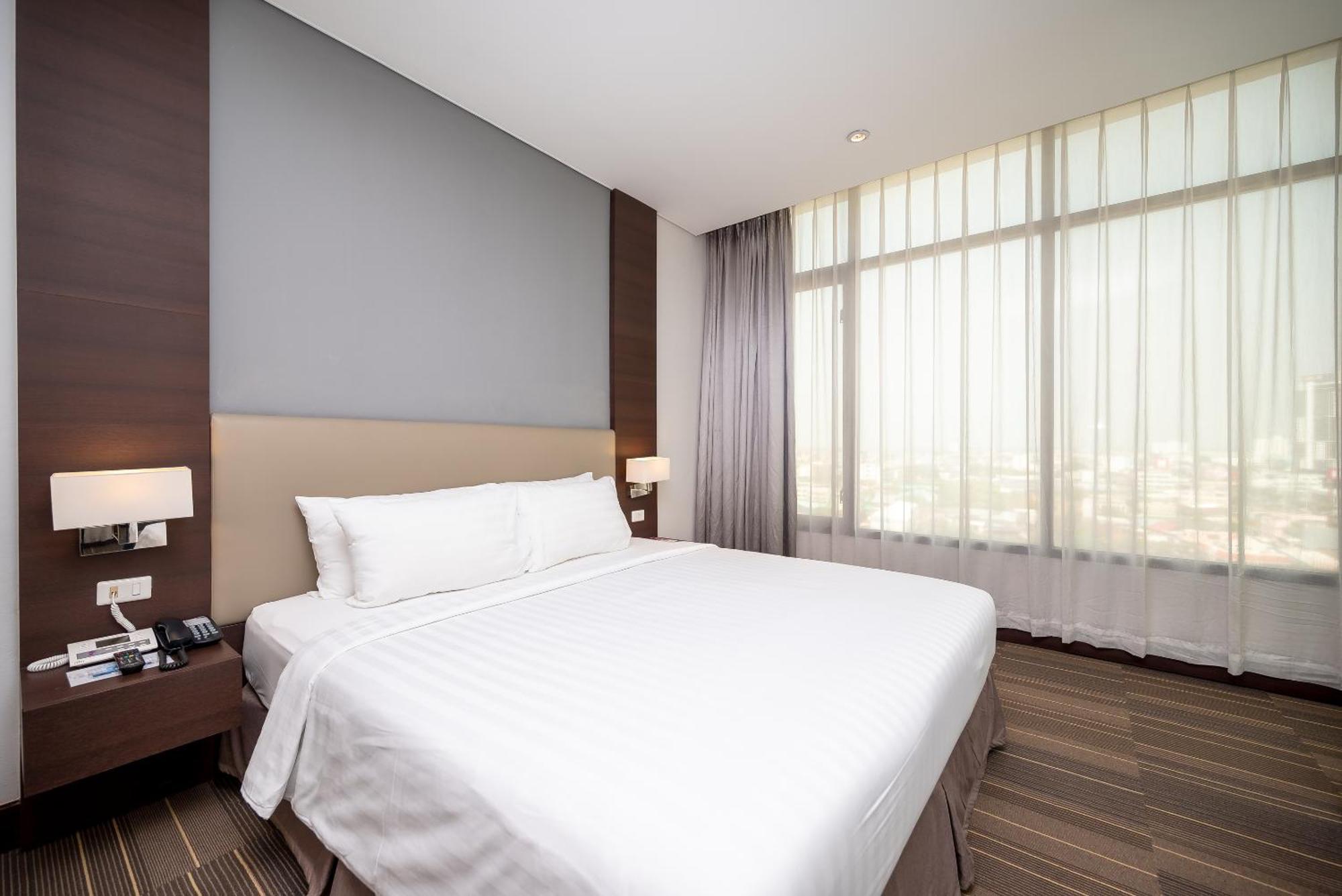 Fortune Hotel Korat- Sha Plus Nakhonratchasima Екстериор снимка