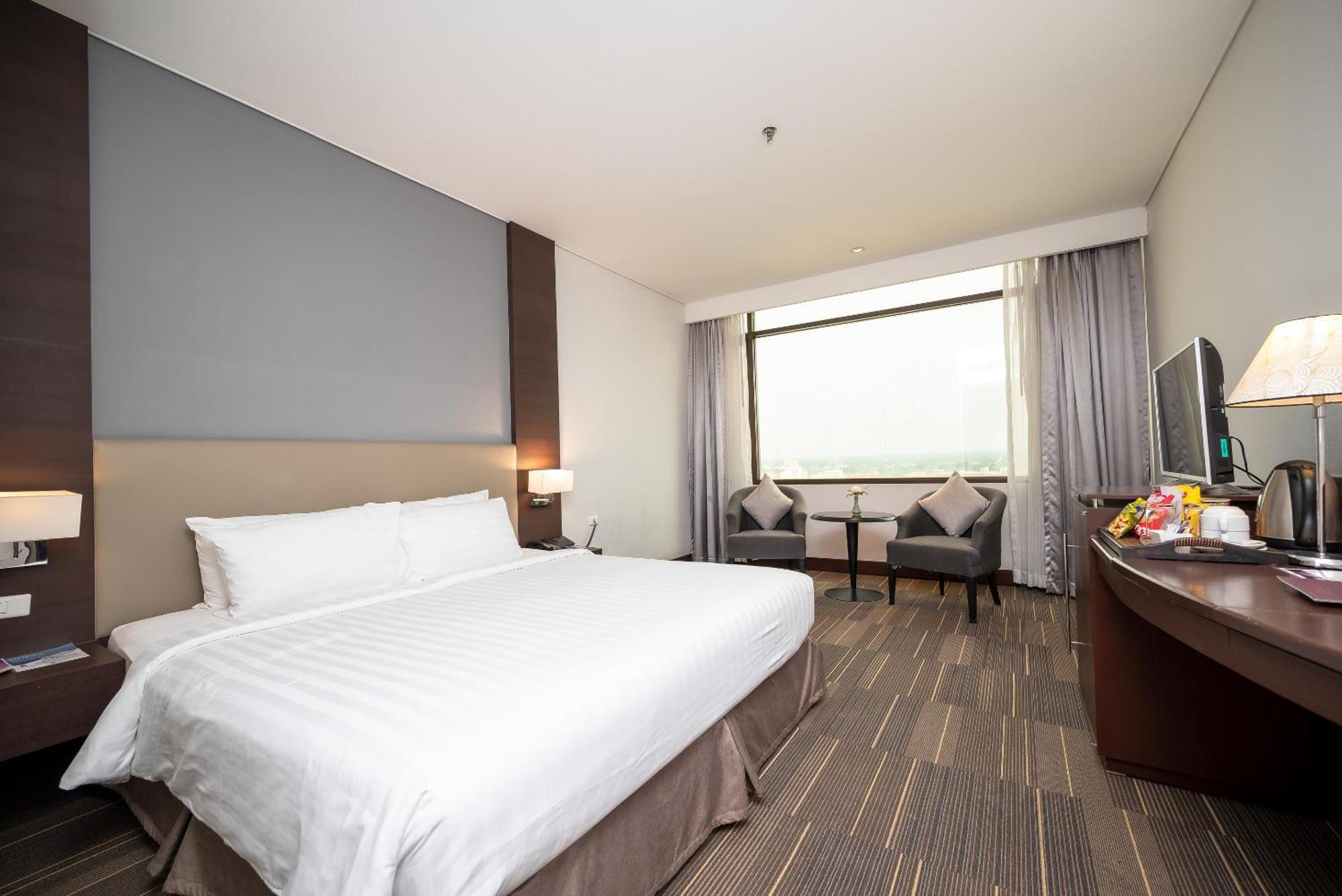 Fortune Hotel Korat- Sha Plus Nakhonratchasima Екстериор снимка