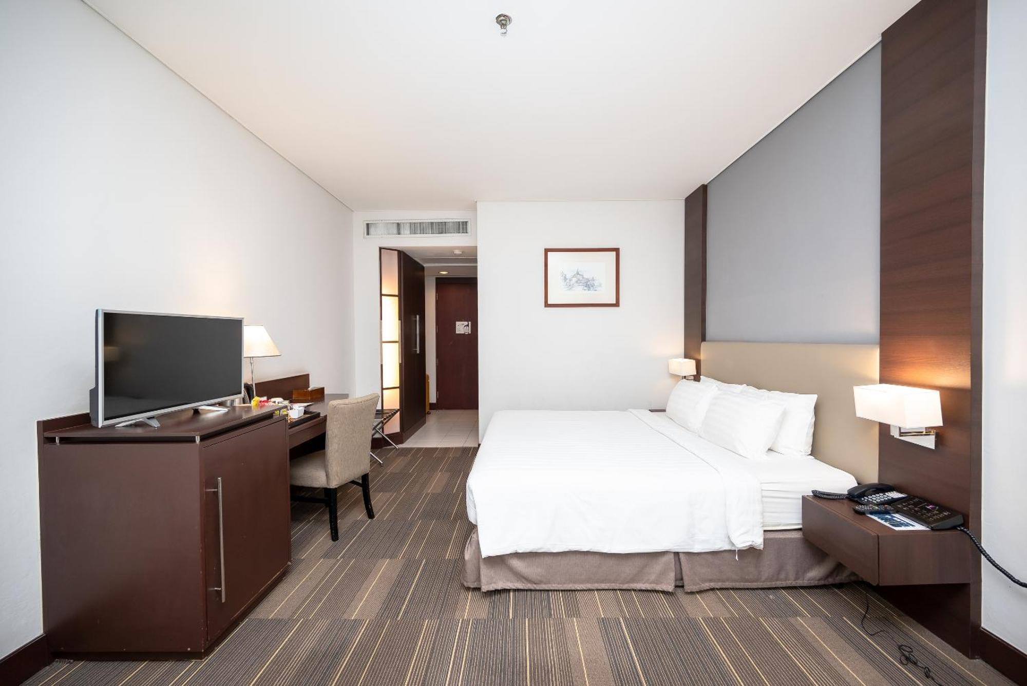 Fortune Hotel Korat- Sha Plus Nakhonratchasima Екстериор снимка