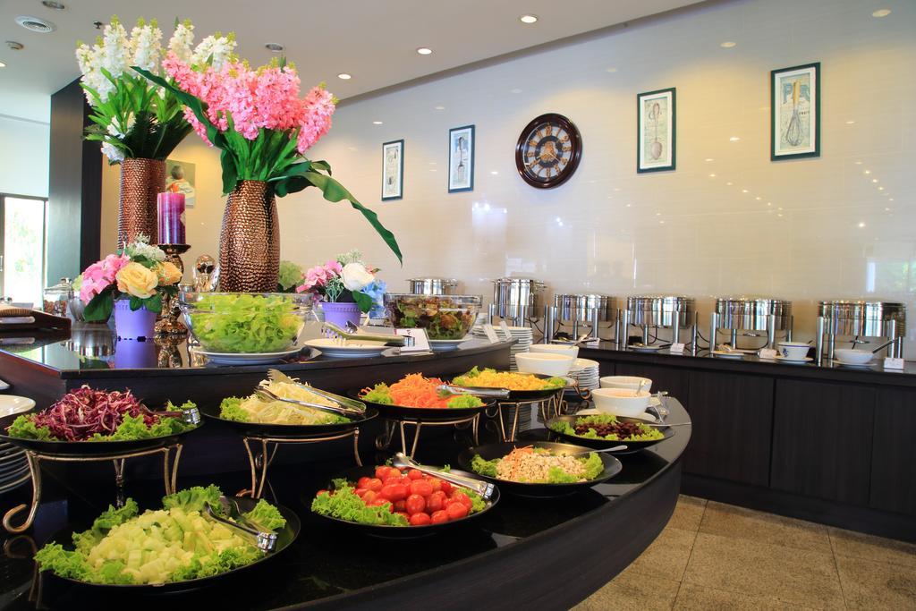 Fortune Hotel Korat- Sha Plus Nakhonratchasima Екстериор снимка